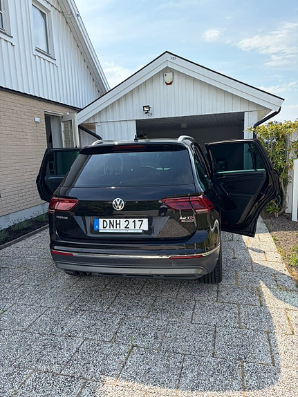 Volkswagen Tiguan 6 of 8