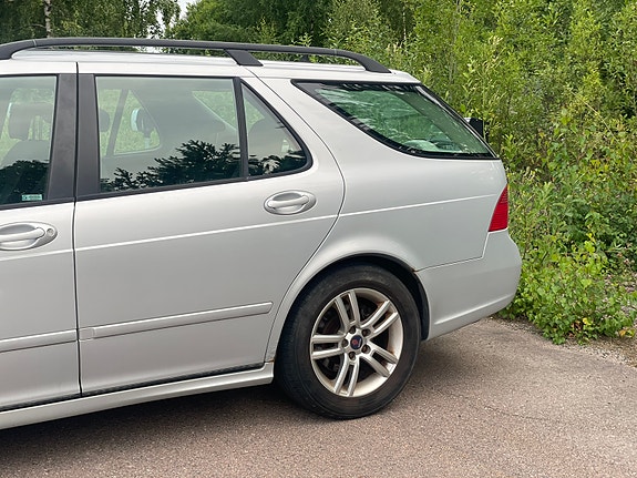 Saab 9-5 5 of 5