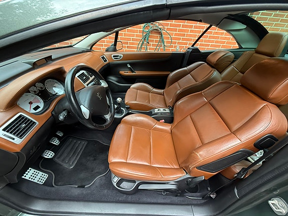 Peugeot 307 CC 14 of 14