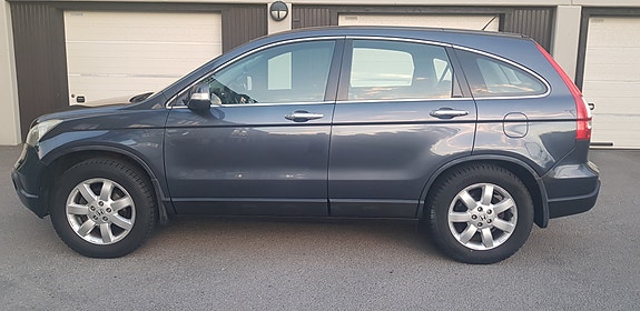 Honda CR-V 9 of 12