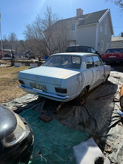 Opel Kadett 3 of 4