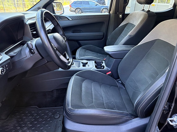 Volkswagen Amarok 7 of 13