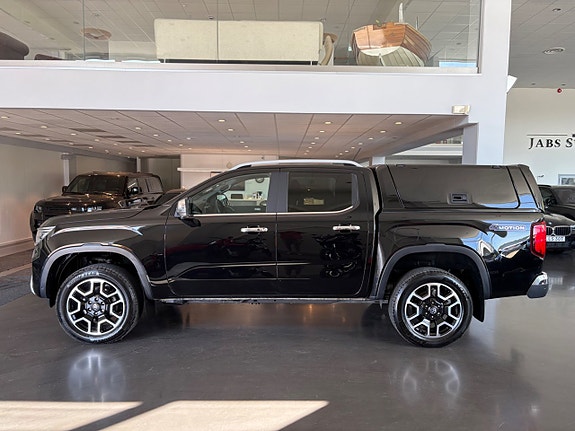 Volkswagen Amarok 2 of 13