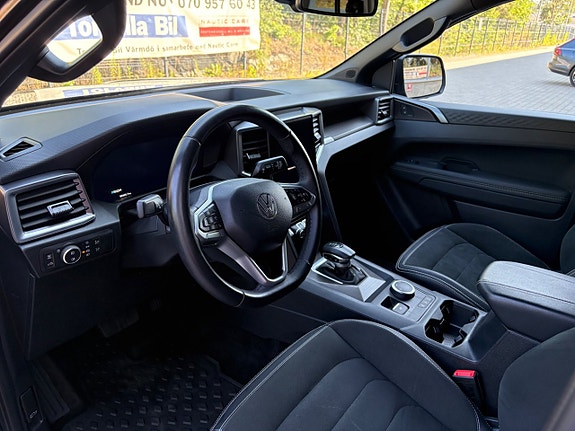 Volkswagen Amarok 6 of 13