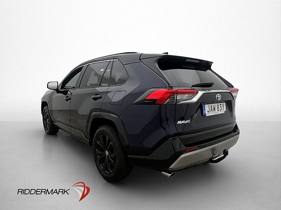 Toyota RAV4 5 of 5