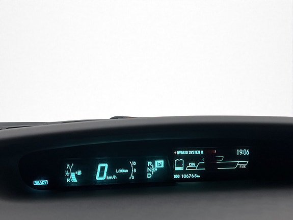 Toyota Prius 18 of 30
