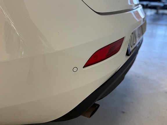 Volvo V40 7 of 18