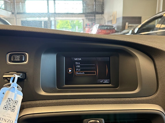 Volvo V40 13 of 18