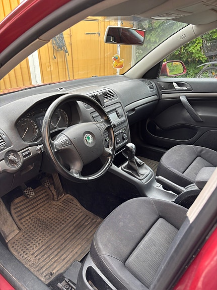 Skoda Octavia 7 of 8