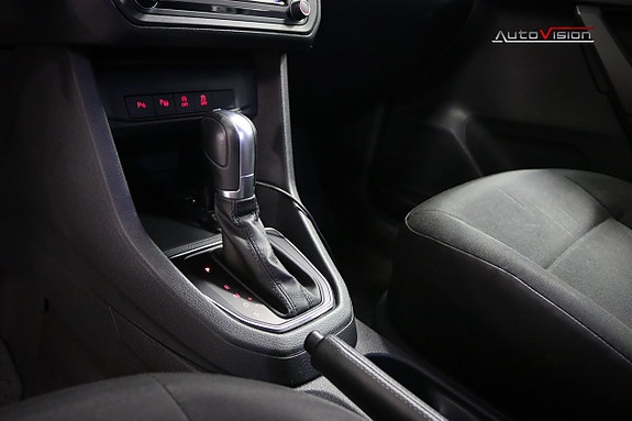 Volkswagen Caddy 13 of 25