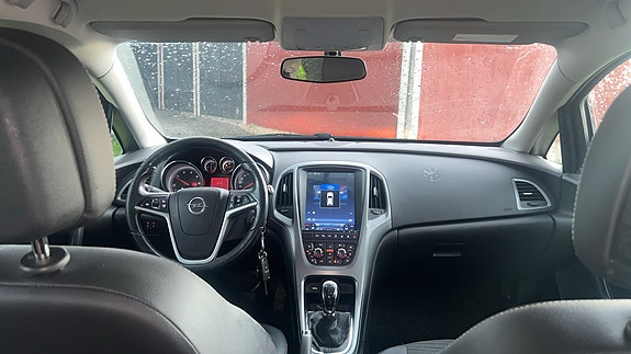 Opel Astra 5 of 5