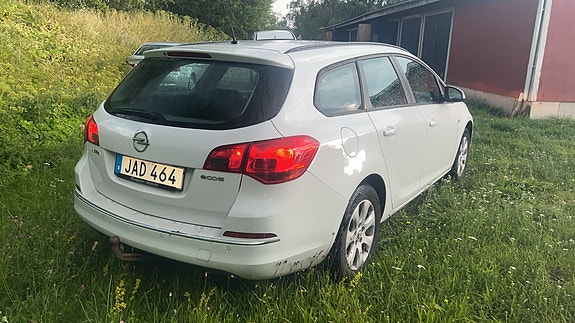 Opel Astra 3 of 5