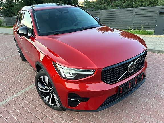 Volvo XC90 2025