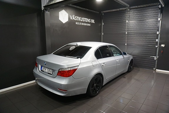 BMW 520 8 of 24