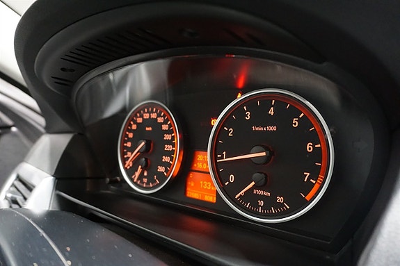BMW 520 20 of 24