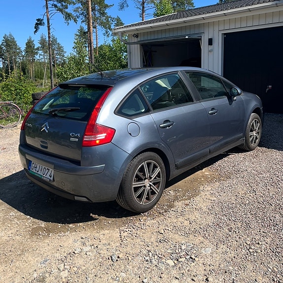 Citroen C4 2 of 7