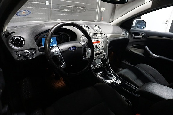 Ford Mondeo 13 of 20