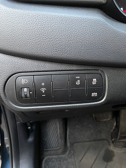 Kia Carens 17 of 21