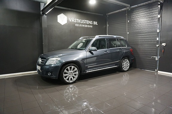Mercedes-Benz GLK250 3 of 5