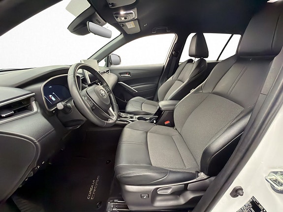 Toyota Corolla Cross 9 of 29