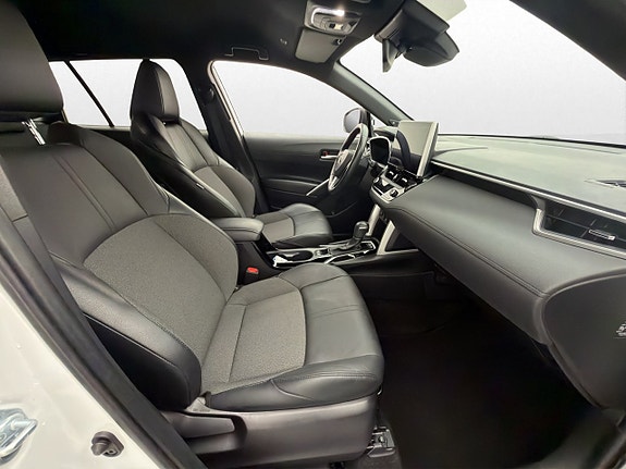 Toyota Corolla Cross 11 of 29
