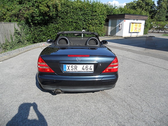 Mercedes-Benz SLK230 2 of 8