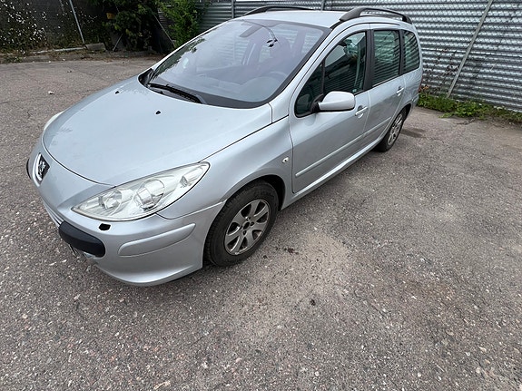 Peugeot 307 3 of 12