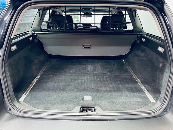 Volvo XC70 16 of 17