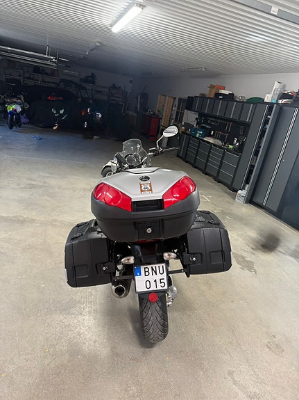 Moto Guzzi Breva 850 2 of 5