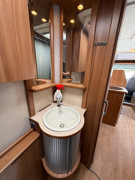 Kabe Travel Master Royal LXL 700 2.3 Multijet 131 hk 22 of 30