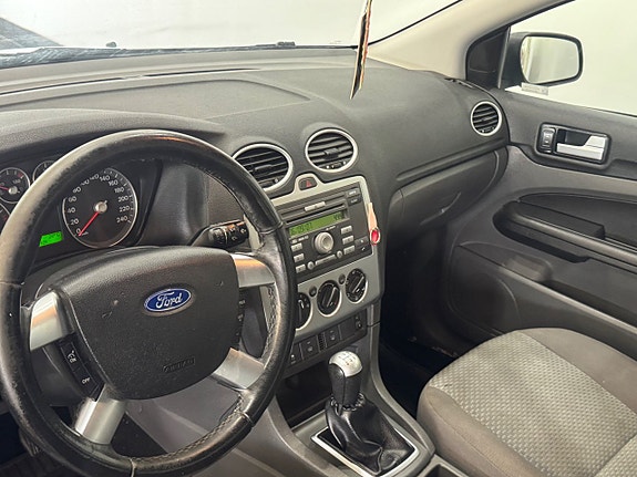 Ford Focus 5 of 7