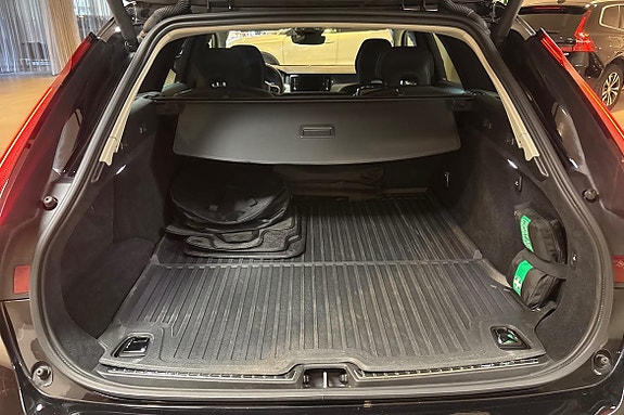 Volvo V90 13 of 15