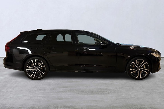 Volvo V90 3 of 5
