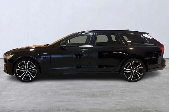 Volvo V90 2 of 5