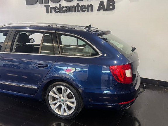 Skoda Superb 4 of 5