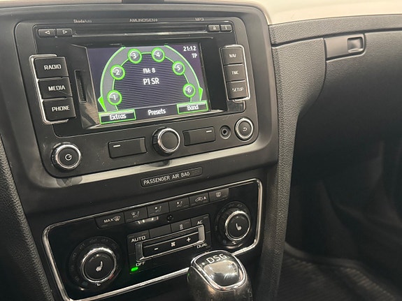 Skoda Superb 11 of 16
