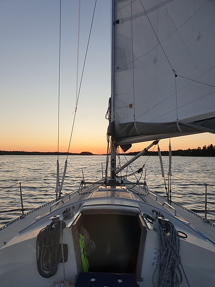 Förlängd till 372 2 of 8