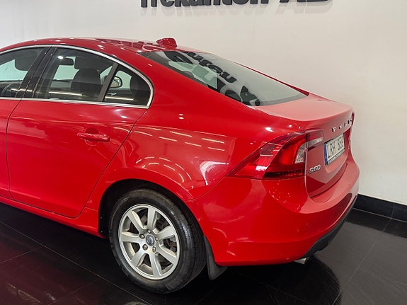 Volvo S60 4 of 4