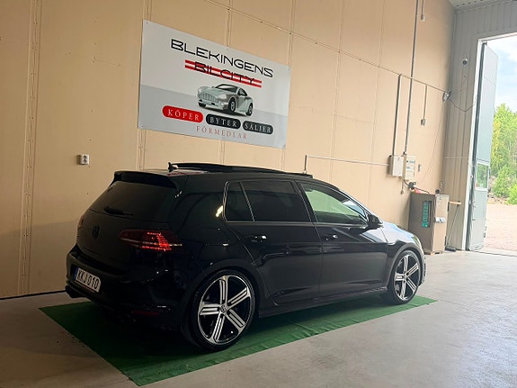 Volkswagen Golf VII 6 of 19