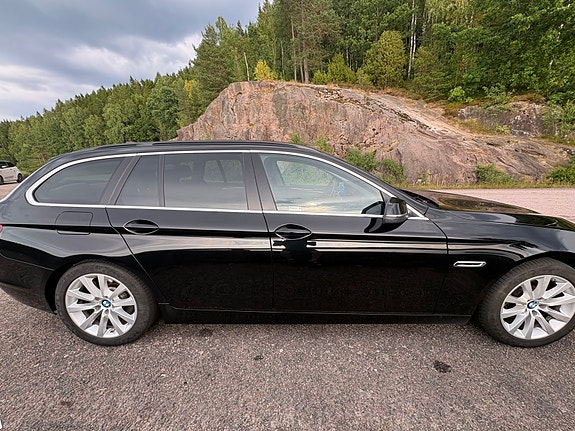 BMW 520d 12 of 14
