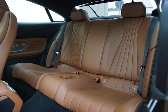 Mercedes-Benz E400 16 of 30