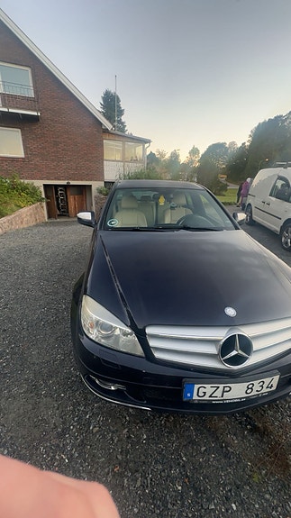 Mercedes-Benz C180 5 of 5