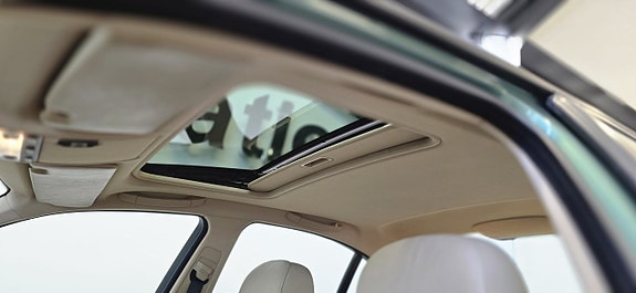 BMW 318i 5 of 5