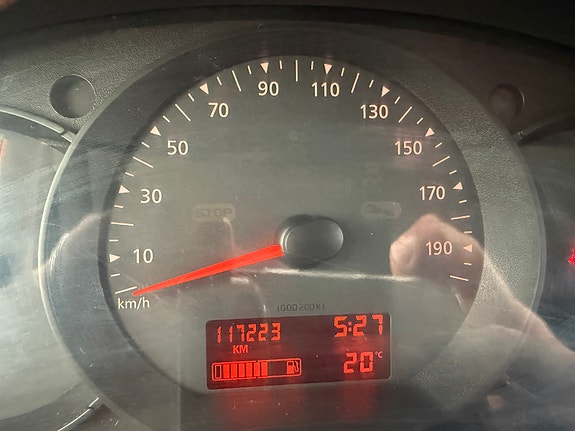 Renault Kangoo Maxi 9 of 16