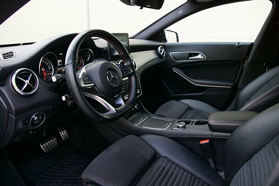 Mercedes-Benz CLA200 d 13 of 17