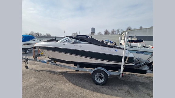 Four Winns Horizon 170 Ny motor 2025 2 of 5
