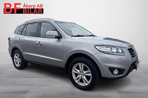 Hyundai Santa Fe 16 of 20