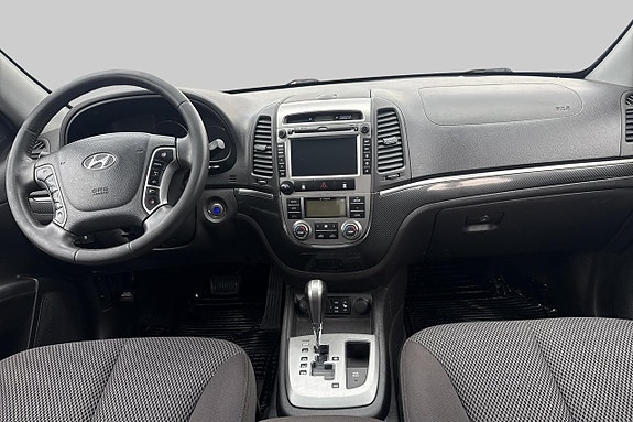 Hyundai Santa Fe 13 of 20