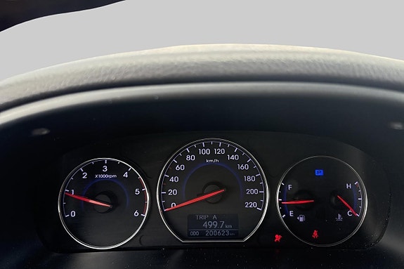 Hyundai Santa Fe 18 of 20