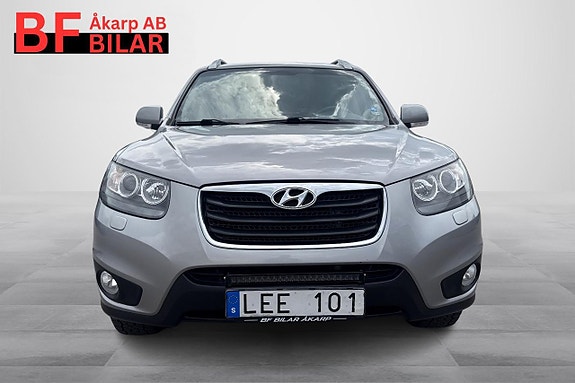 Hyundai Santa Fe 17 of 20